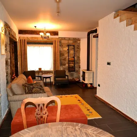 Alacati Suites 酒店 2*